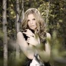 Ana Johnsson - Album Shoot - 454 x 577