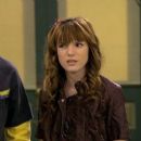 Bella Thorne - Wizards of Waverly Place - 454 x 255