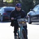 Nicole Richie – Bike ride in Santa Barbara - 454 x 604