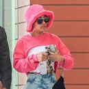 Blac Chyna – Shopping candids at Rolex and Louis Vuitton stores in Santa Monica - 454 x 679