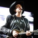 Kix Brooks - 445 x 594