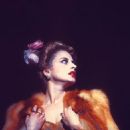 Evita 1979 Original Broadway Cast Starring Patti LuPone - 454 x 479