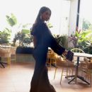 Roccuzzo Antonela - 454 x 568