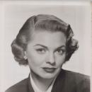 Joanne Dru - 454 x 583