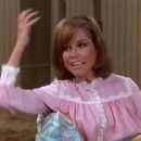 The Mary Tyler Moore Show - Mary Tyler Moore - 454 x 340
