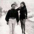 Jim Brown and Raquel Welch - 454 x 587