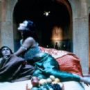 Ramon Tikaram and Indira Varma in Kama Sutra (1996)