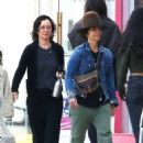 Sara Gilbert – With Linda Perry on a family outing in Los Angeles