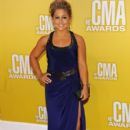 Shawn Johnson arrives at the 46th annual Country Music Awards - 403 x 600