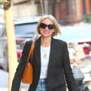 Naomi Watts – Returning to her apartment in New York