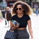 Amber Gill – Arriving at the Global Radio Studio in London - 454 x 681