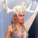 Alina Voronkova- Miss Universe 2018- National Costume Competition - 454 x 808