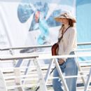 Annabelle Belmondo – Leaves Venice Marco Polo Airport - 454 x 681