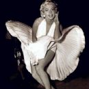 Marilyn Monroe - 432 x 543