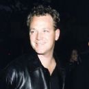 Robert Duncan McNeill