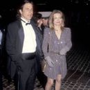 Michelle Pfeiffer - The 48th Annual Golden Globe Awards 1991 - 429 x 612