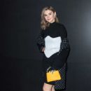 Stefanie Giesinger – Louis Vuitton Fashion Show at Paris Fashion Week 2020 - 454 x 681