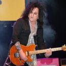 Steve Stevens is seen performing during the Adopt the Arts Annual Rock Gala at Avalon Hollywood in Los Angeles, California - 450 x 600