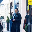 Janet Jackson – Seen visiting a pawn shop in London