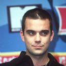 Robbie Williams - MTV Europe Music Awards - Milan 1998 - 400 x 612