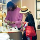 Blythe Danner – Shopping candids at GOOP in New York - 454 x 597