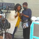 Octavia Spencer – Filming new movie ‘Truth Be Told’ in Burbank - 454 x 614