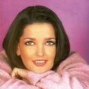 Alessia Merz - 400 x 549