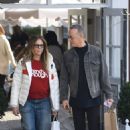 Rita Wilson – Shopping at Brentwood Country Mart