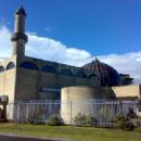 Mosque buildings with domes in Oceania