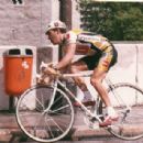 Cycling teams disestablished in 1989