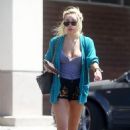 Amanda Bynes: Disheveled in Woodland Hills