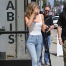 Khloe Kardashian – Promotes her new Good American jeans store on Melrose Avenue