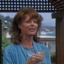 Samantha Eggar- as Marta Quintessa - 454 x 345