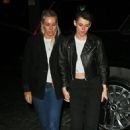 Kristen Stewart – With Dylan Meyer return home - 454 x 681