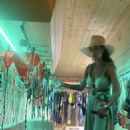 Nicole Scherzinger – Shopping candids in Spain - 454 x 554