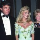 Ivana Trump - 454 x 312