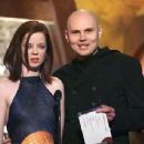 Shirley Manson and Billy Corgan - The 41st Annual Grammy Awards (1999) - 454 x 344