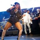 Lil’ Kim – Performs ‘shETHER’ at Hot 97 Summer Jam in New Jersey