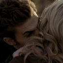 The Vampire Diaries (2009) - 454 x 255