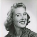 Betty Garrett - 454 x 564