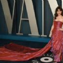 Zooey Deschanel – 2022 Vanity Fair Oscar Party in Beverly Hills - 454 x 303