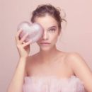 Barbara Palvin – Judith Leiber couture (Spring 2023)
