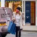Princess Beatrice – Out shopping in Chelsea - 454 x 574