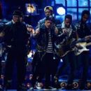 Bruno Mars - The BRIT Awards 2014 - Show - 454 x 302