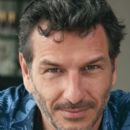 Federico Amador - Luz Magazine Pictorial [Argentina] (31 December 2017) - 395 x 585