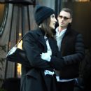 Lucy Watson – Shows off her wedding ring on a lunch date with a mystery man in Mayfair - 454 x 564