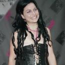 Amy Lee and Evanescence - The MTV Video Music Awards 2003 - 320 x 612