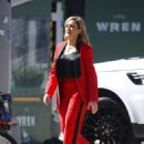 Samantha Bee – Filming a project in Soho – New York - 454 x 636