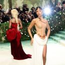 Taylor Russell – The 2024 Met Gala Celebrating ‘Sleeping Beauties Reawakening Fashion’ in New York - 454 x 613