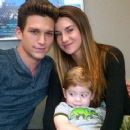 Shailene Woodley and Daren Kagasoff - 454 x 246